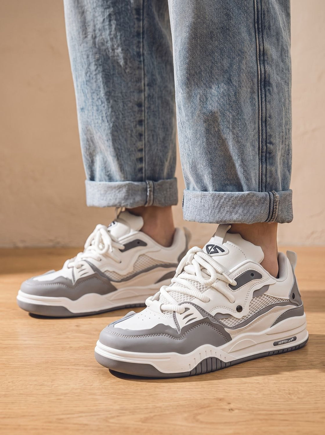 Men's Chunky Low-Top Lace-Up Casual Sneakers