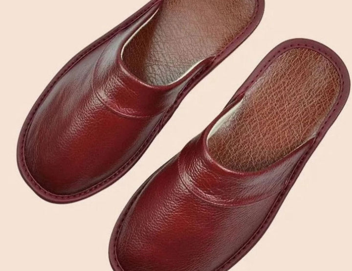 Men's Leather Slip-On Slippers Classic Closed-Toe Indoor Mules - Wine Red