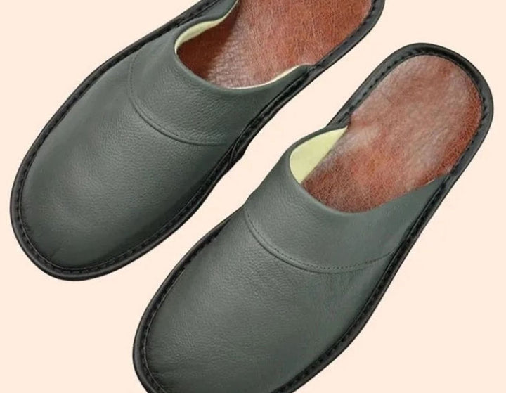 Men's Leather Slip-On Slippers Classic Closed-Toe Indoor Mules - Gray