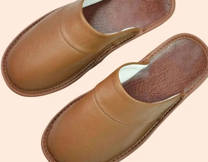 Men's Leather Slip-On Slippers Classic Closed-Toe Indoor Mules - Coffee