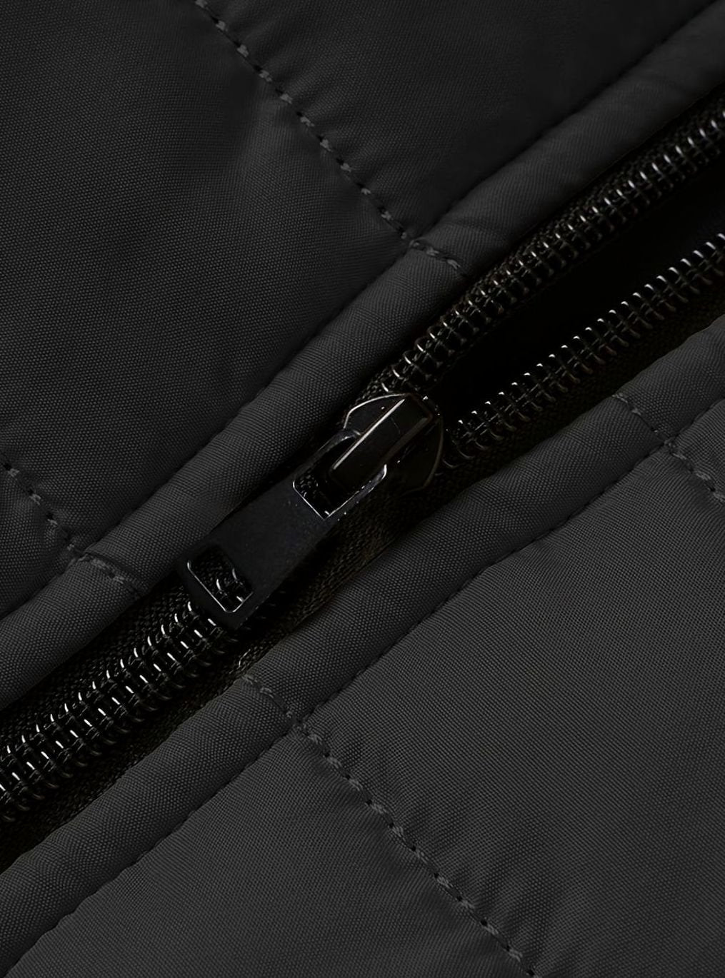 Men's Lightweight Quilted Puffer Zip-Up Jacket