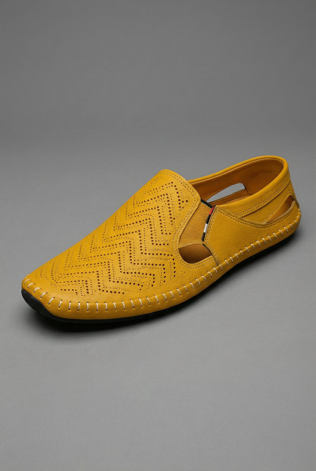 Men's Perforated Slip-On Breathable Summer Driving Loafers - Yellow