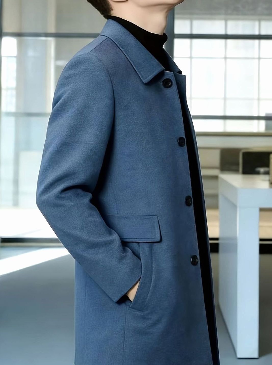 Men's Single-Breasted Wool Overcoat Classic Collar Relaxed Fit