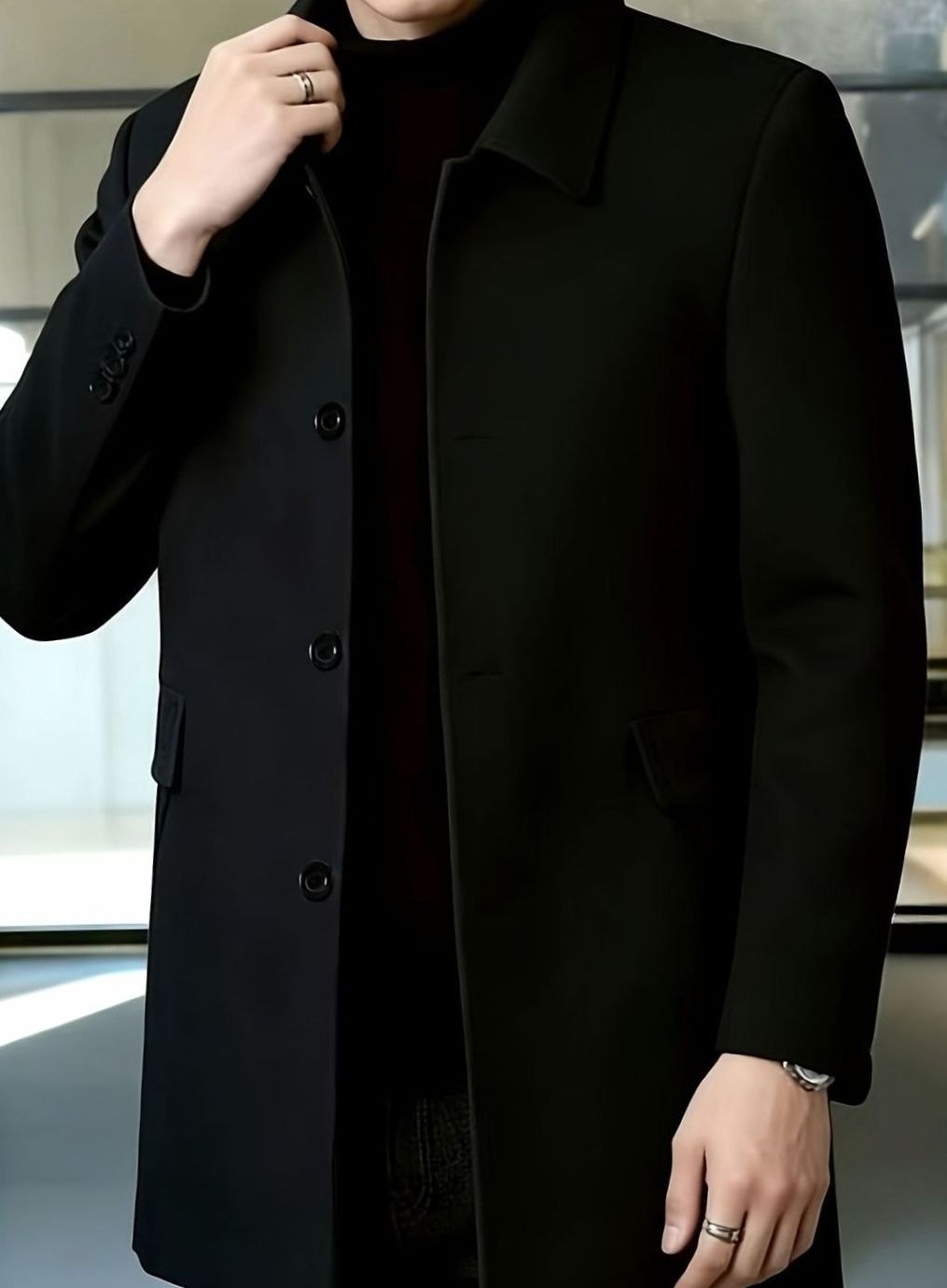 Men's Single-Breasted Wool Overcoat Classic Collar Relaxed Fit