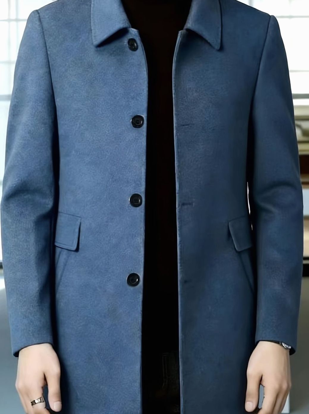 Men's Single-Breasted Wool Overcoat Classic Collar Relaxed Fit