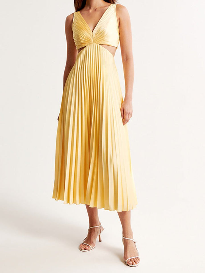 Mother of the Bride Dress Pleated V-Neck Cutout Maxi