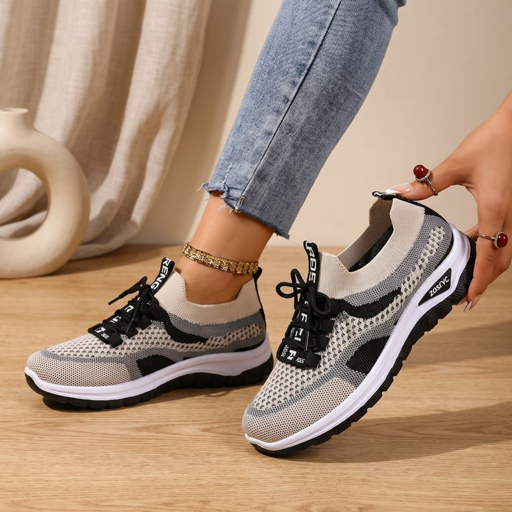 Women's Arch Support Lace-Up Breathable Mesh Walking Shoes