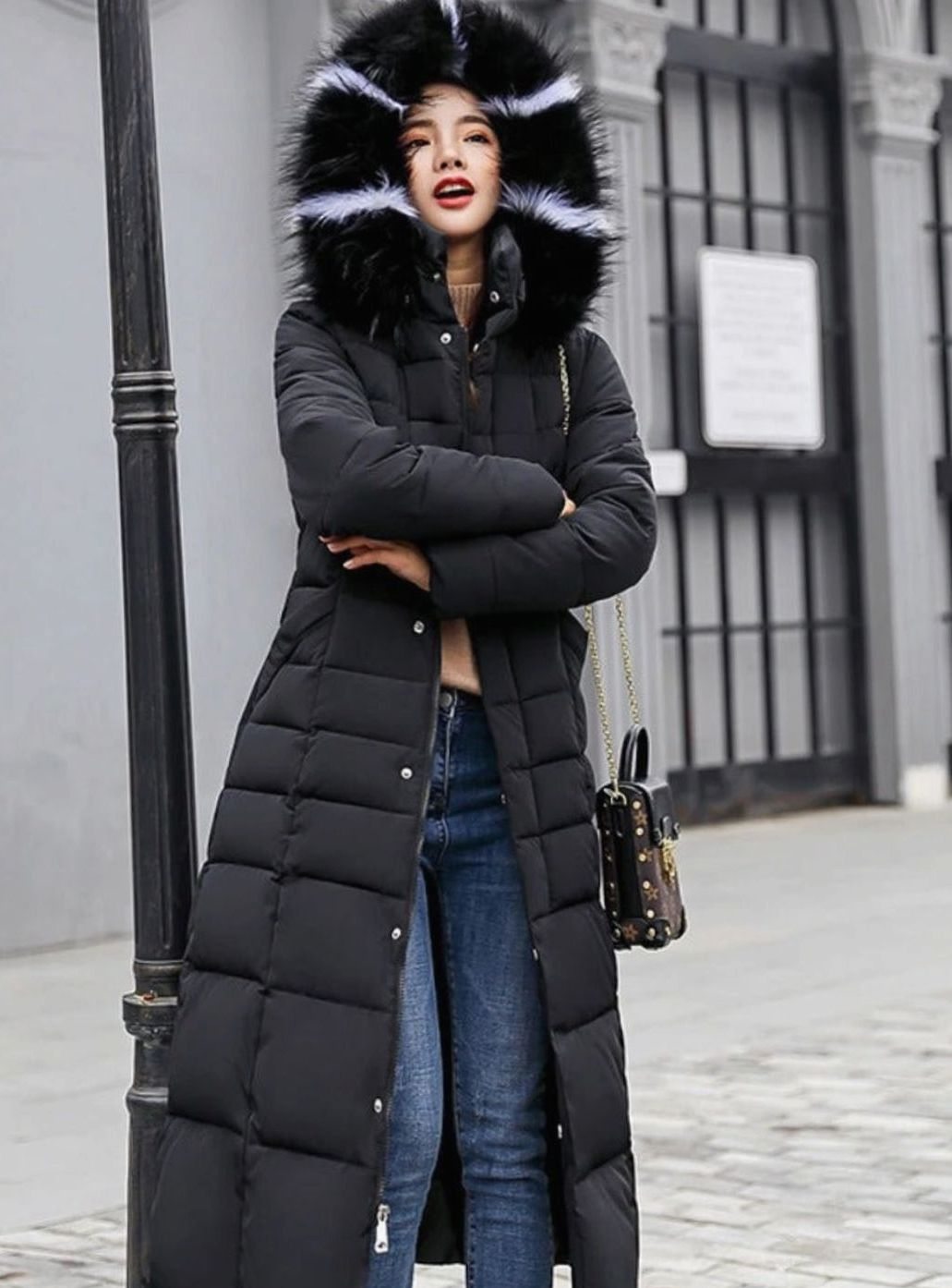 Women's Belted Quilted Long Hooded Puffer Coat Fur Trim - Black