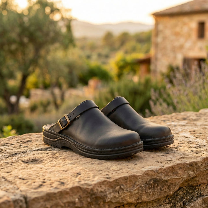 Women's Boots Leather Slip-On Cushioned Clogs - Black