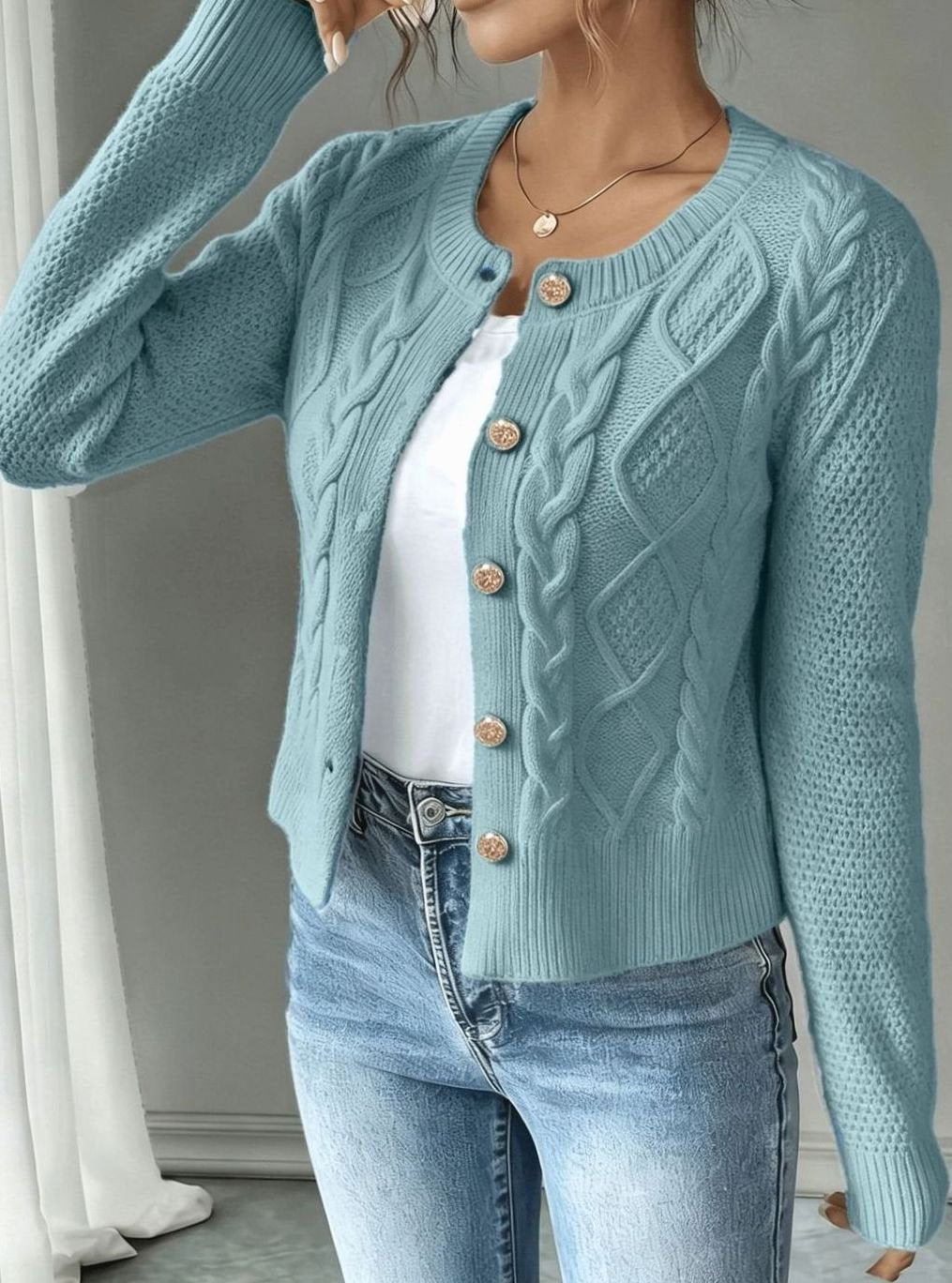 Women's Cable-Knit Button-Front Cropped Cardigan