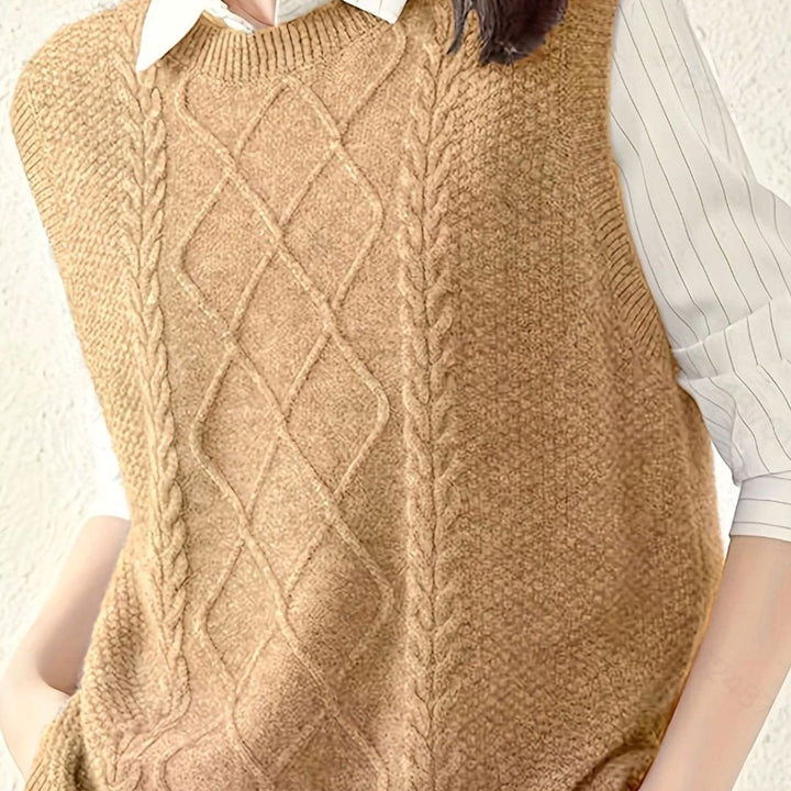 Women's Cable-Knit Round-Neck Sleeveless Sweater Vest - Camel