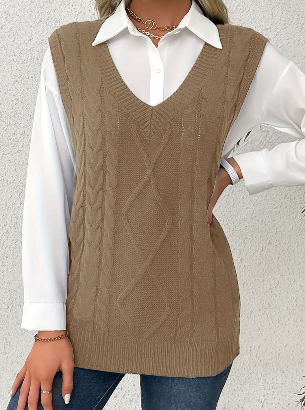 Women's Cable-Knit V-Neck Sweater Vest Relaxed Layering Pullover