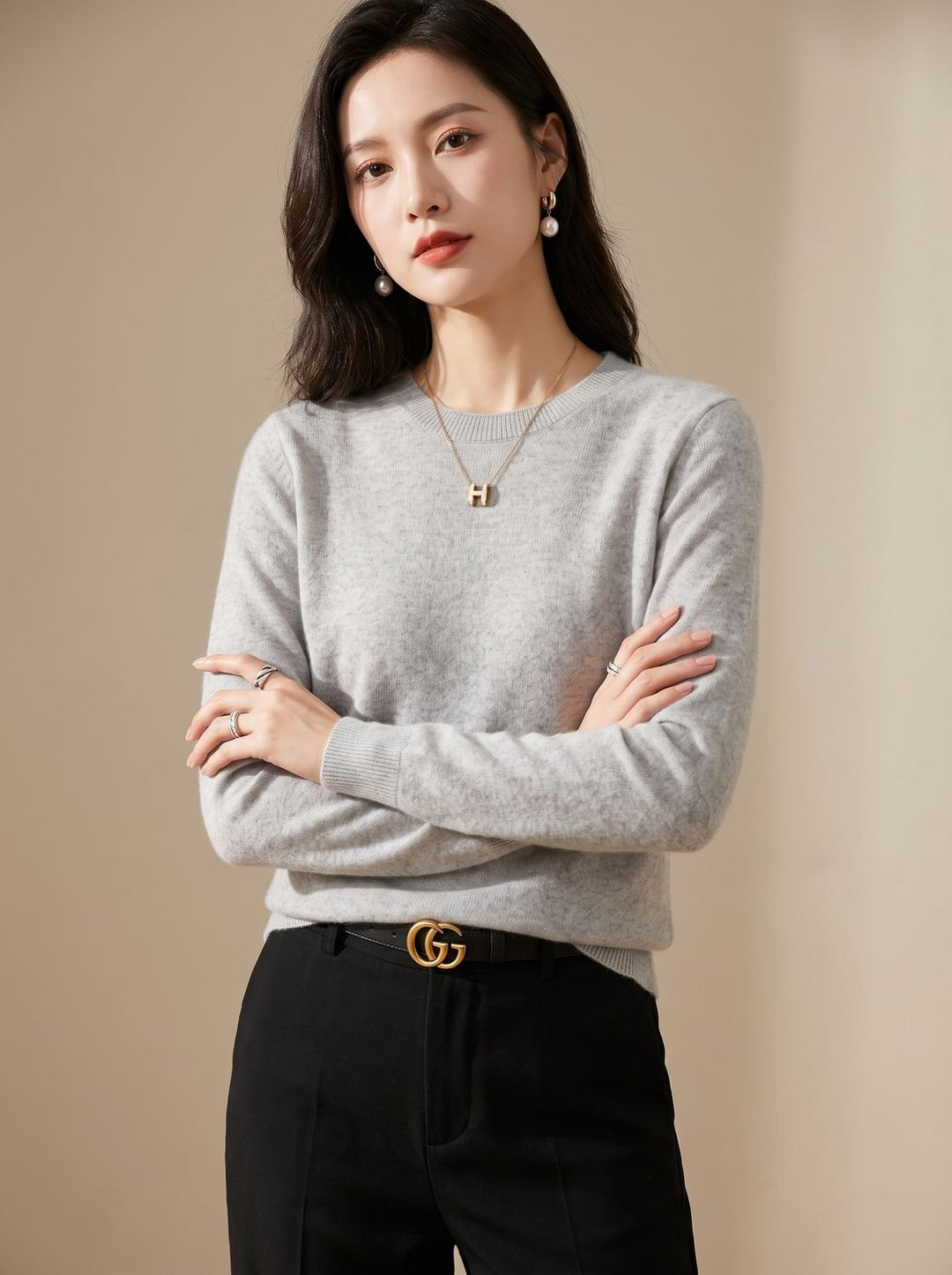 Women's Classic Crew-Neck Long-Sleeve Cashmere Knit Sweater - Gray