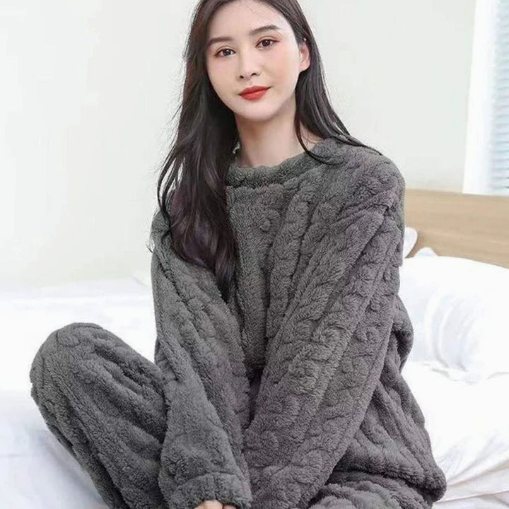 Women's Cozy Fleece Long-Sleeve Winter Loungewear Set - Grey
