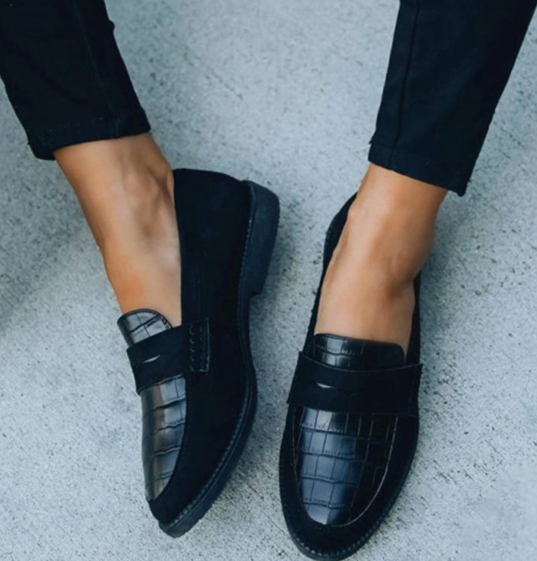 Women's Croc-Embossed Slip-On Flat Texture Loafers