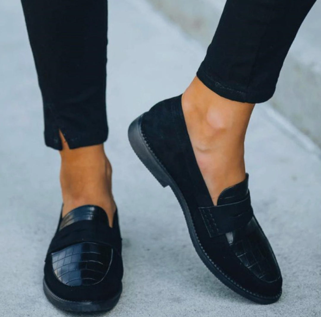 Women's Croc-Embossed Slip-On Flat Texture Loafers