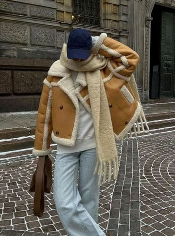 Women's Cropped Faux Leather Shearling Jacket Lapel Collar