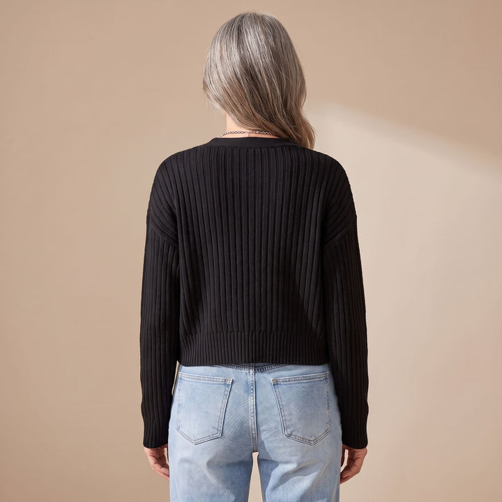 Women's Cropped Ribbed Knit V-Neck Button-Front Cardigan
