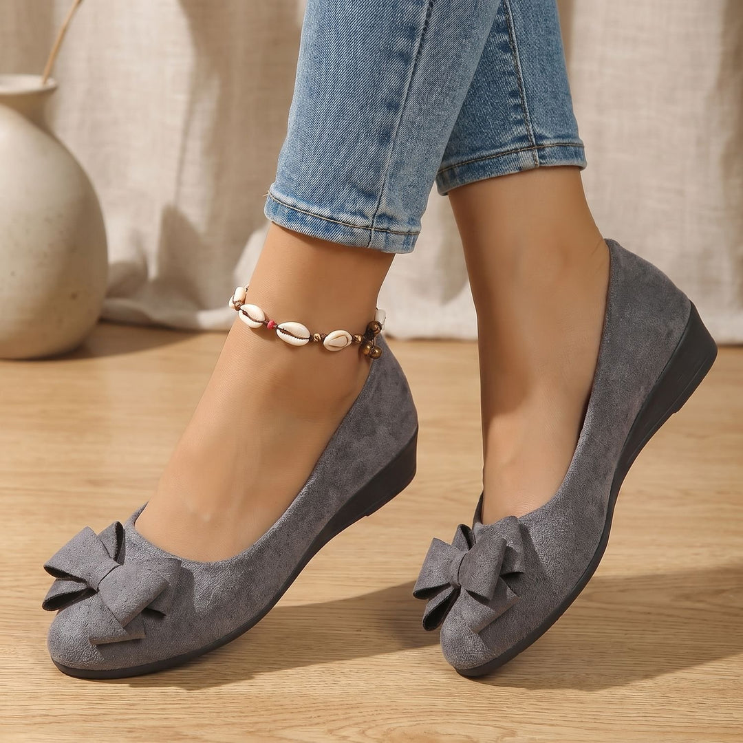 Women's Faux Suede Bow Slip-On Wedge Ballet Flats - Gray