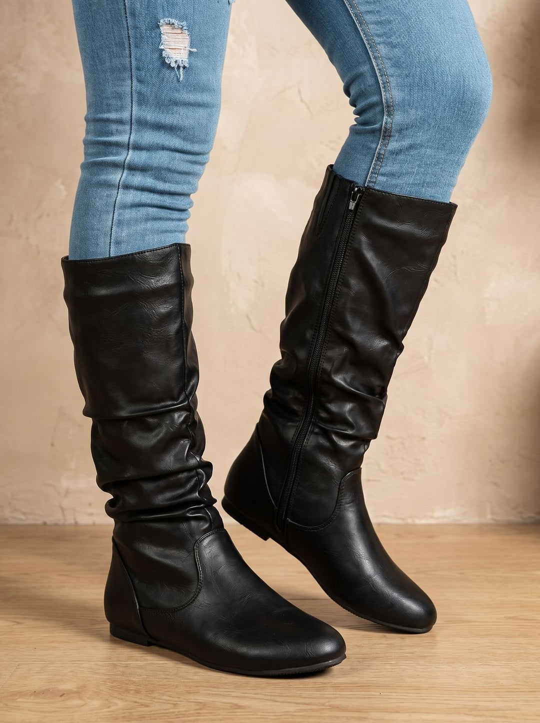 Women's Flat-Heel Slouchy Knee High Boots Round Toe - Black