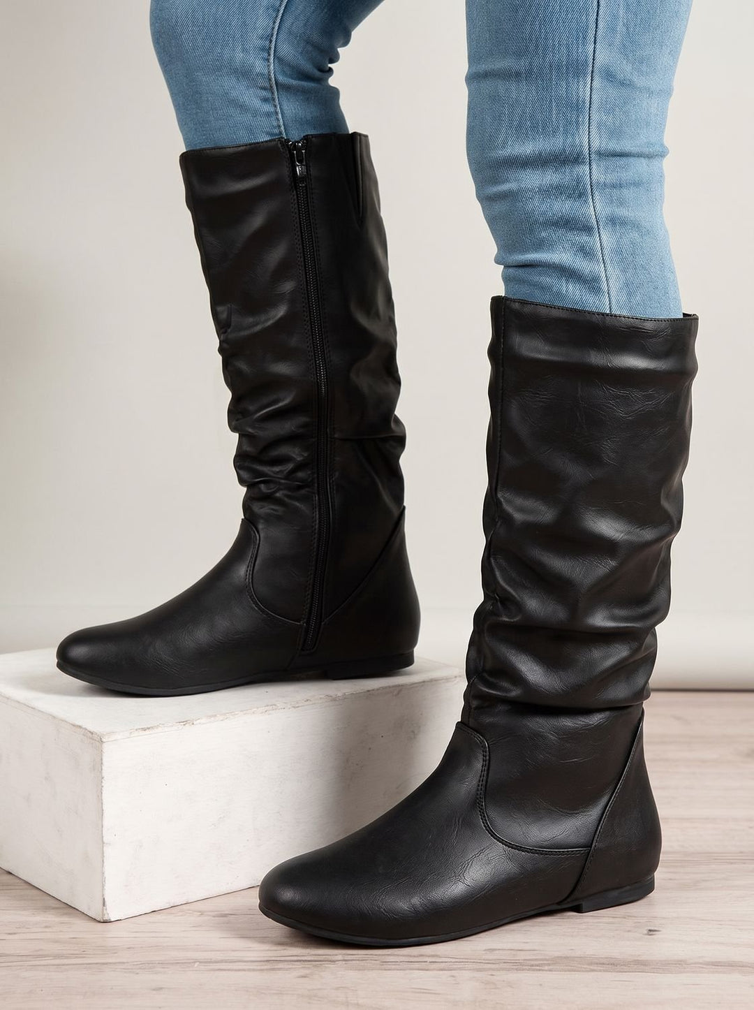 Women's Flat Knee High Boots Round-Toe Side-Zip Gathered Shaft