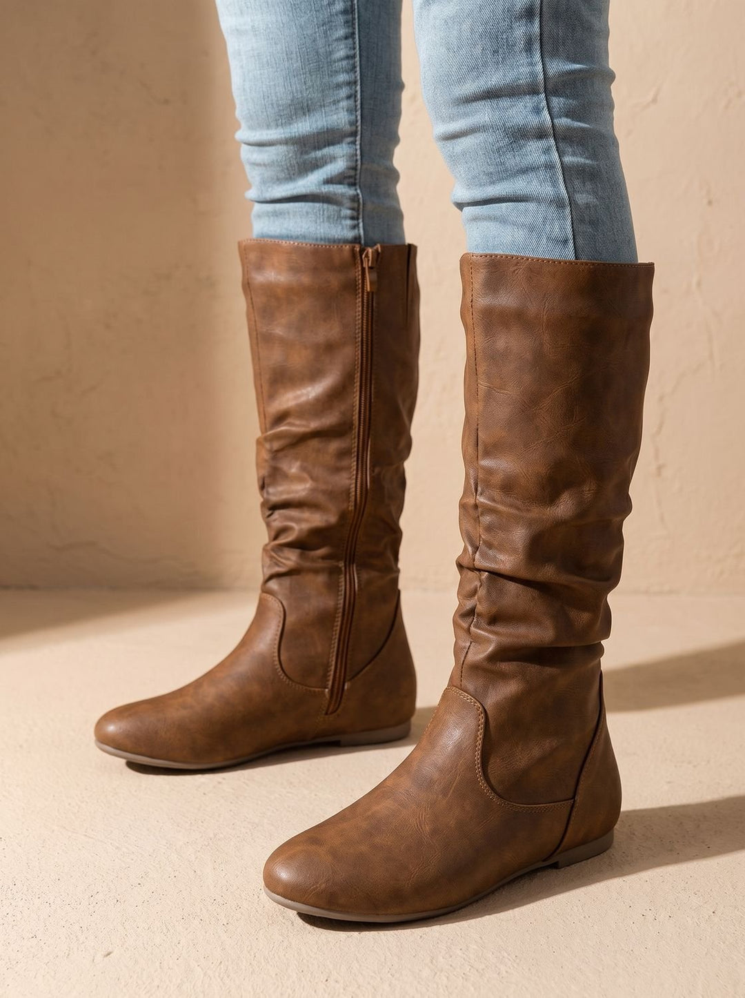 Women's Flat Knee High Boots Round-Toe Side-Zip Gathered Shaft - Light Brown