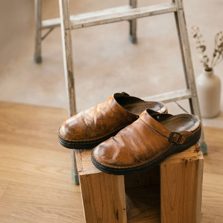 Women's Flat Leather Buckle-Strap Slip-On Mule Clogs