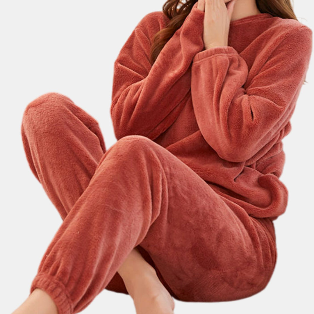Women's Fleece Two-Piece Relaxed-Fit Lounge Outfit Set - Red