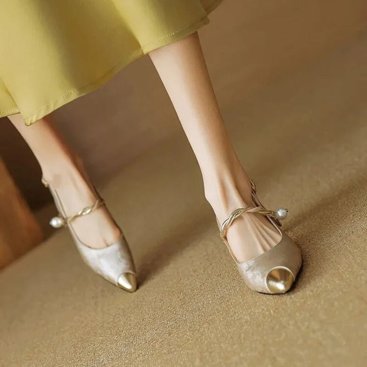 Women's Floral Jacquard Pearl-Strap Pointed-Toe Slingback Kitten Heel Pumps