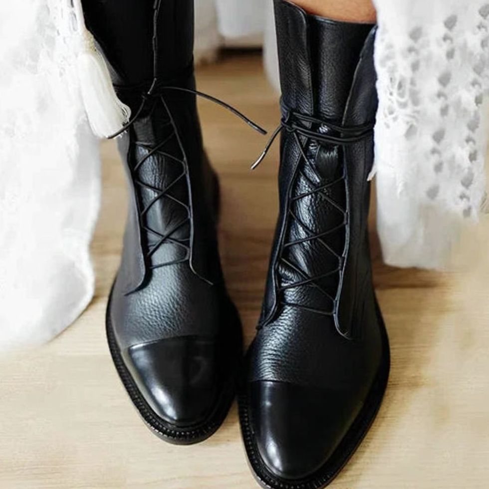 Women's Lace-Up Faux Leather Mid-Calf Fashion Ankle Boots - Black