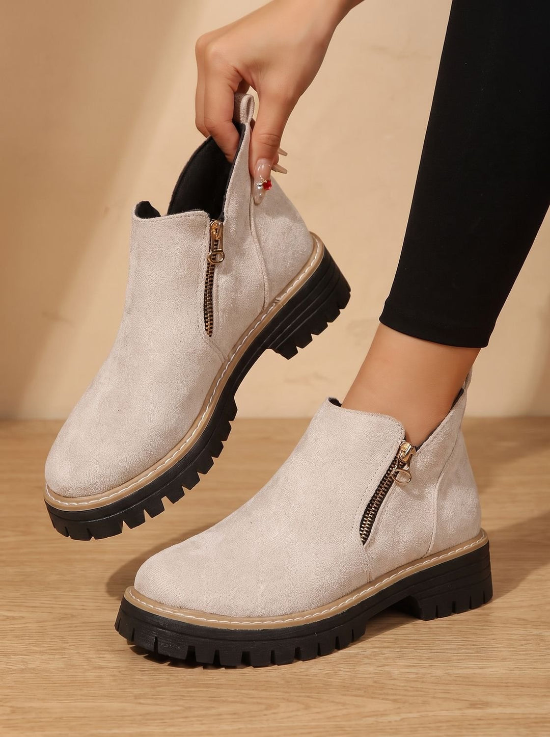 Women's Leopard Print Side-Zip Chunky Platform Ankle Boots