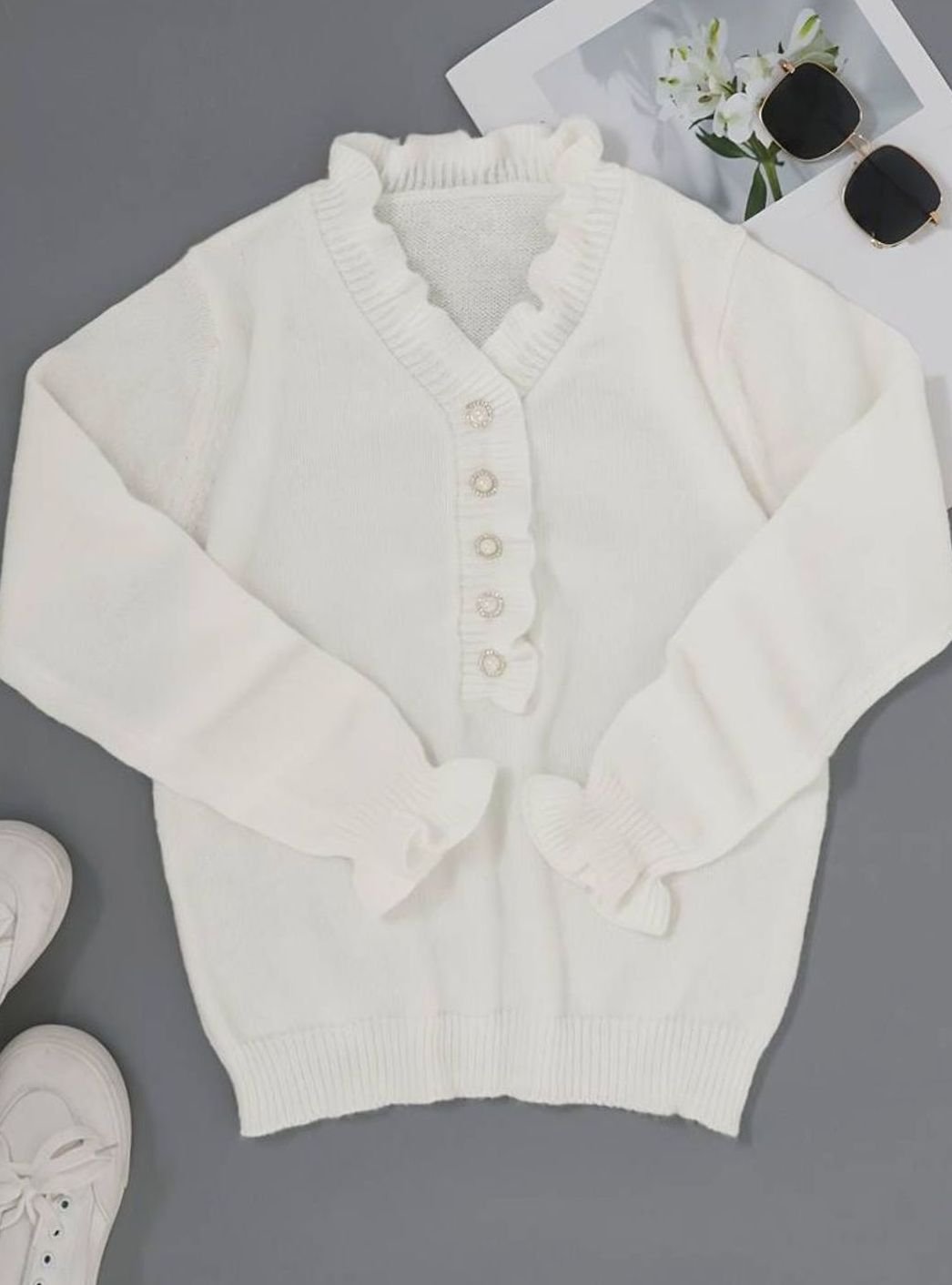 Women's Long-Sleeve V-Neck Ruffle Blouse Decorative Button Knit Top