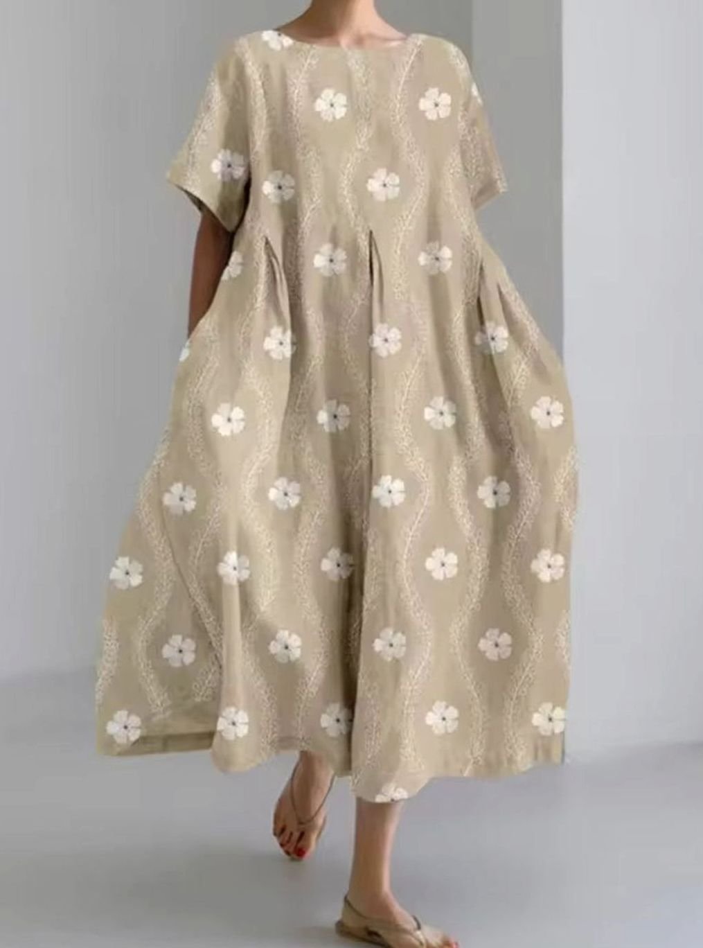 Women's Loose Short-Sleeve Floral Applique Round-Neck Maxi Dress - Floral Brown