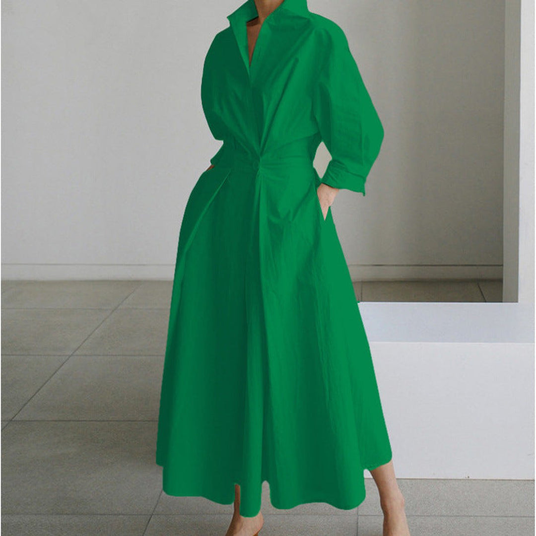 Women's Newspaper Print Collared Front-Wrap Flowy Maxi Dress - Green