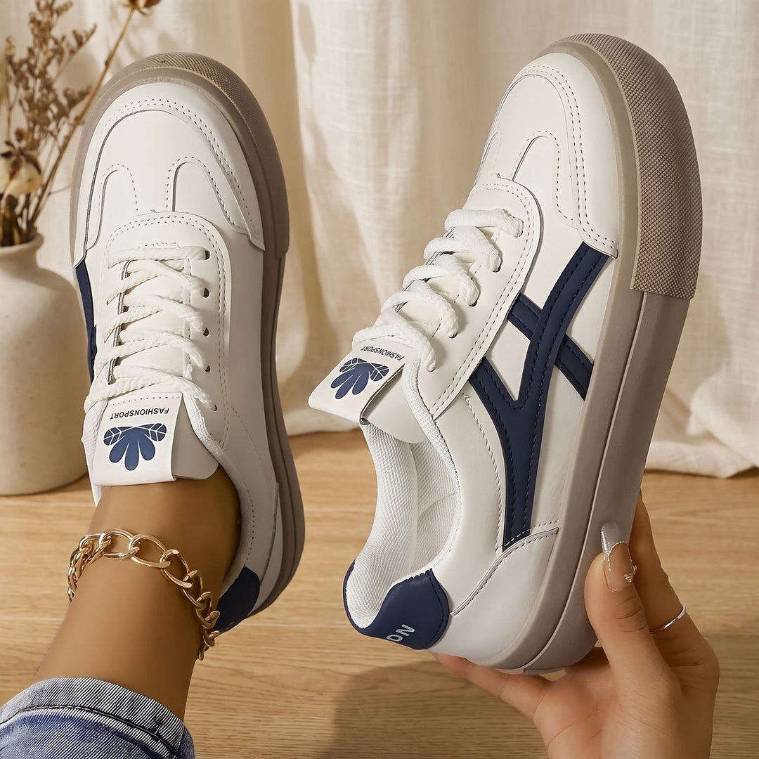 Women's Orthopedic Lace-Up Low-Top Sneakers Wide-Heel Support
