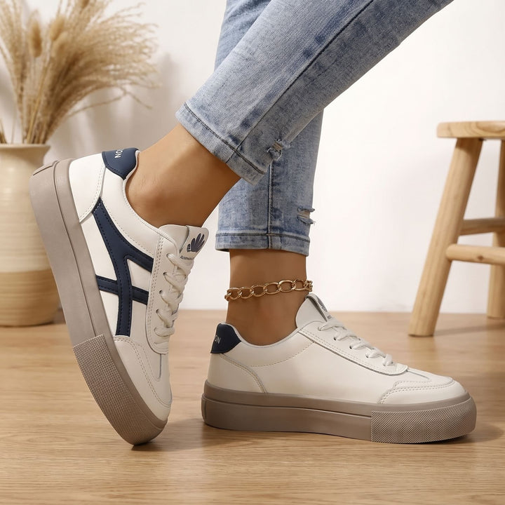 Women's Orthopedic Lace-Up Low-Top Sneakers Wide-Heel Support
