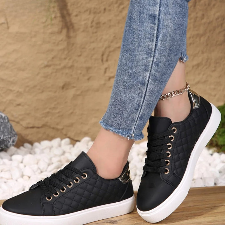 Women's Orthopedic Shoes Quilted Lace-Up Flatform Sneakers - Black