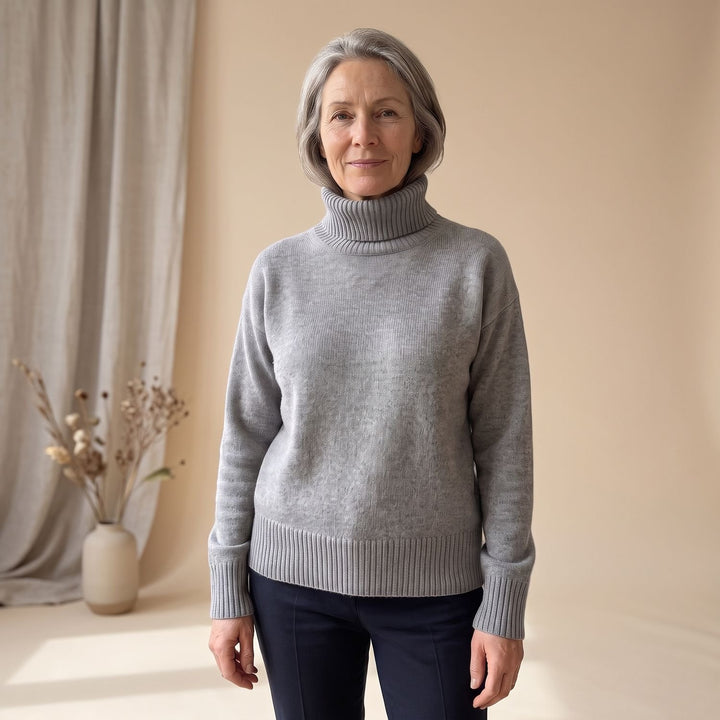 Women's Oversized Cashmere-Blend Turtleneck Sweater
