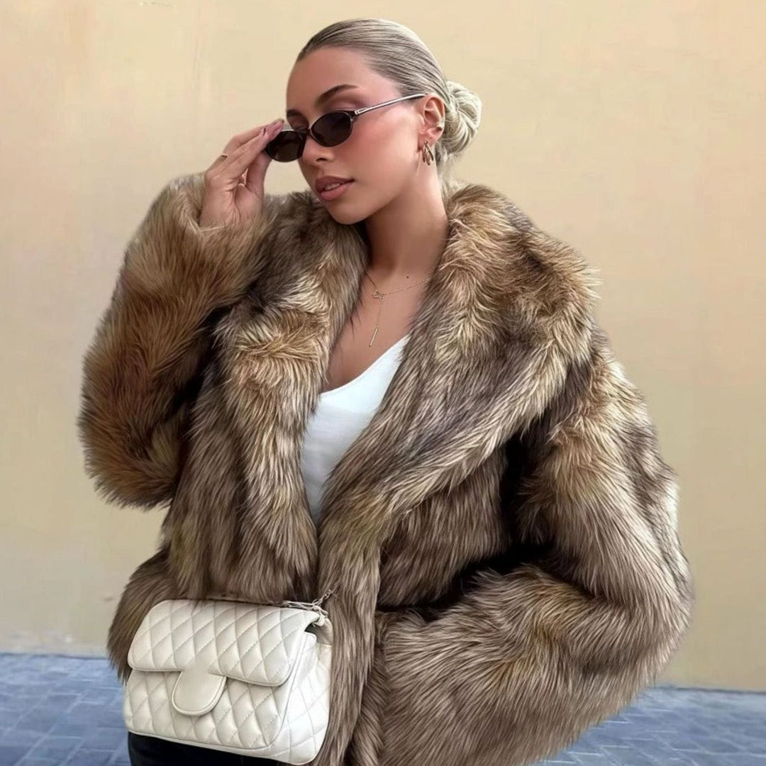 Women's Oversized Lapel-Collar Cropped Faux Fur Coat - Brown