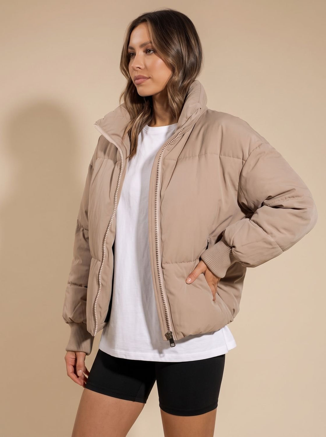 Women's Oversized Puffer Jacket Stand Collar Full-Zip Ribbed Cuffs