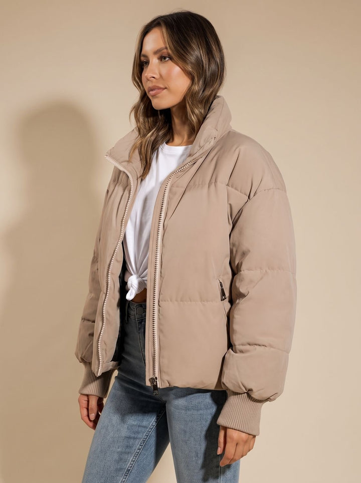 Women's Oversized Puffer Jacket Stand Collar Full-Zip Ribbed Cuffs