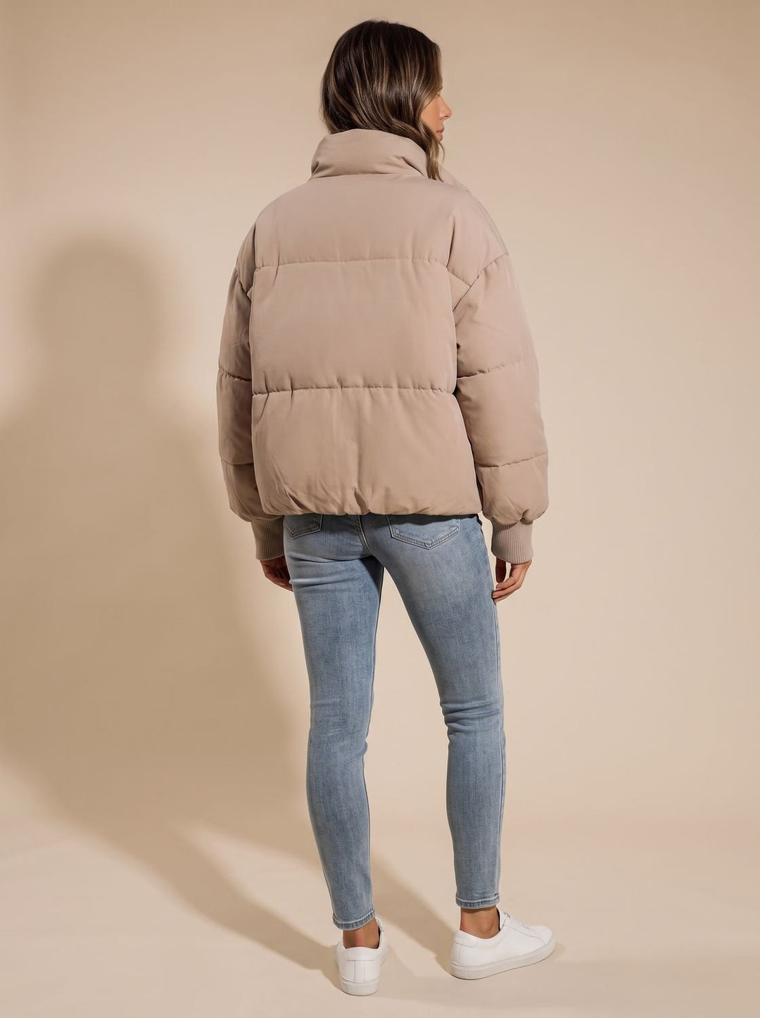 Women's Oversized Puffer Jacket Stand Collar Full-Zip Ribbed Cuffs