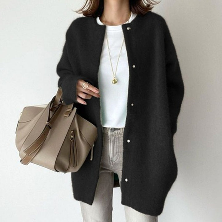 Women's Oversized Relaxed-Fit Button-Down Winter Cardigan Sweater - Black