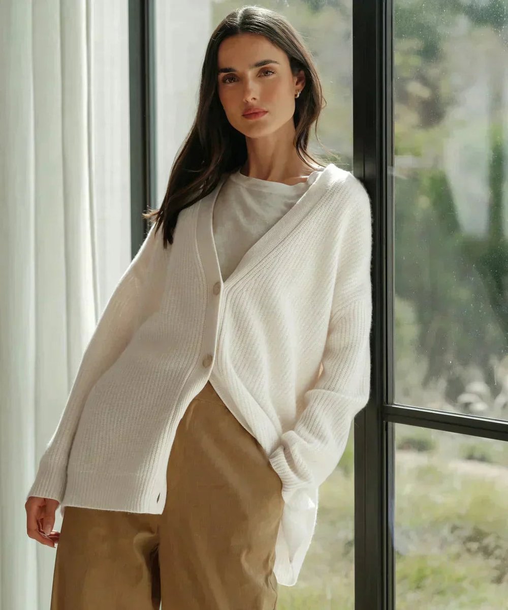 Women's Oversized V-Neck Button-Front Cashmere Cardigan - White