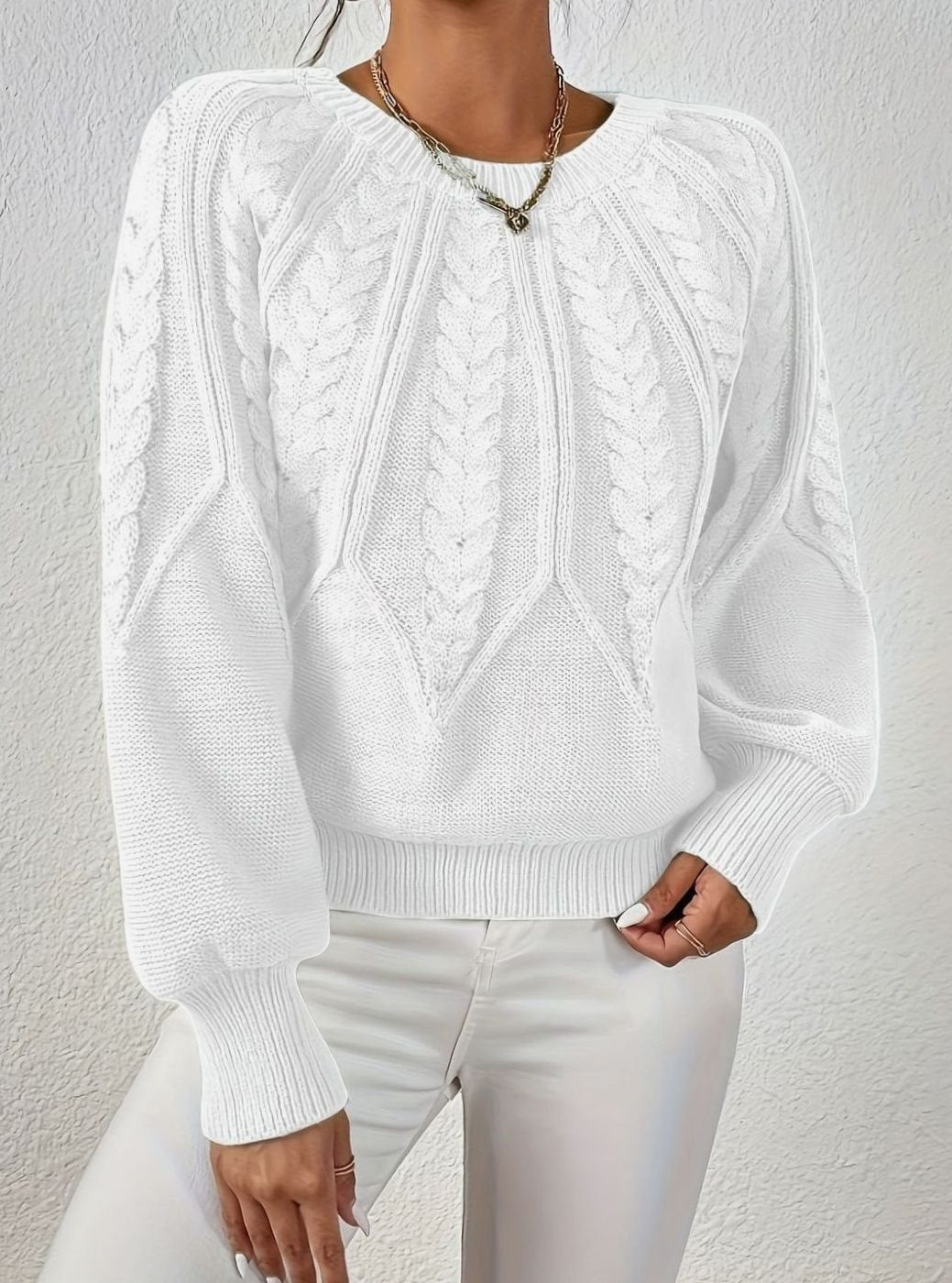 Women's Relaxed Cable-Knit Lantern-Sleeve Sweater