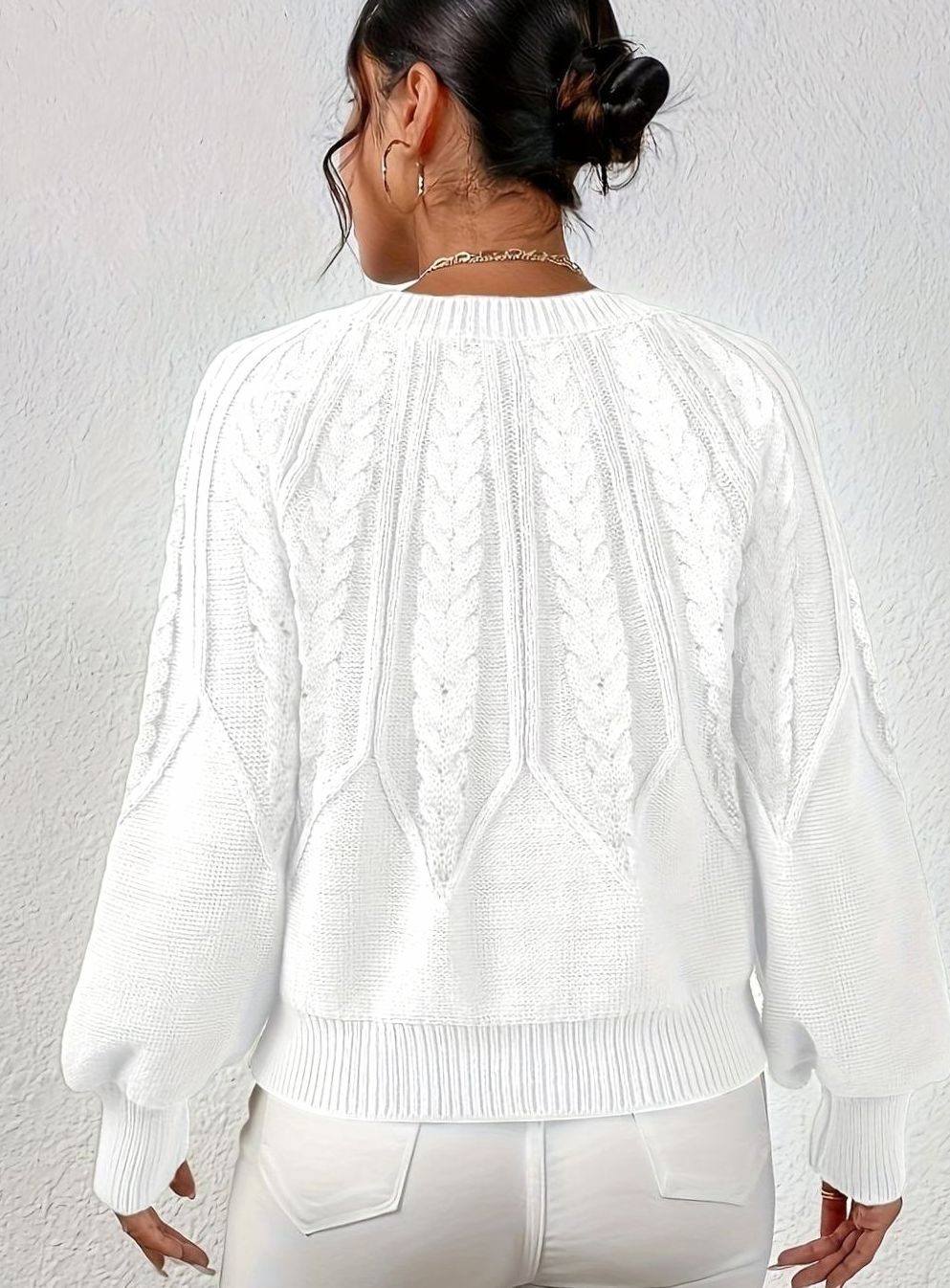 Women's Relaxed Cable-Knit Lantern-Sleeve Sweater