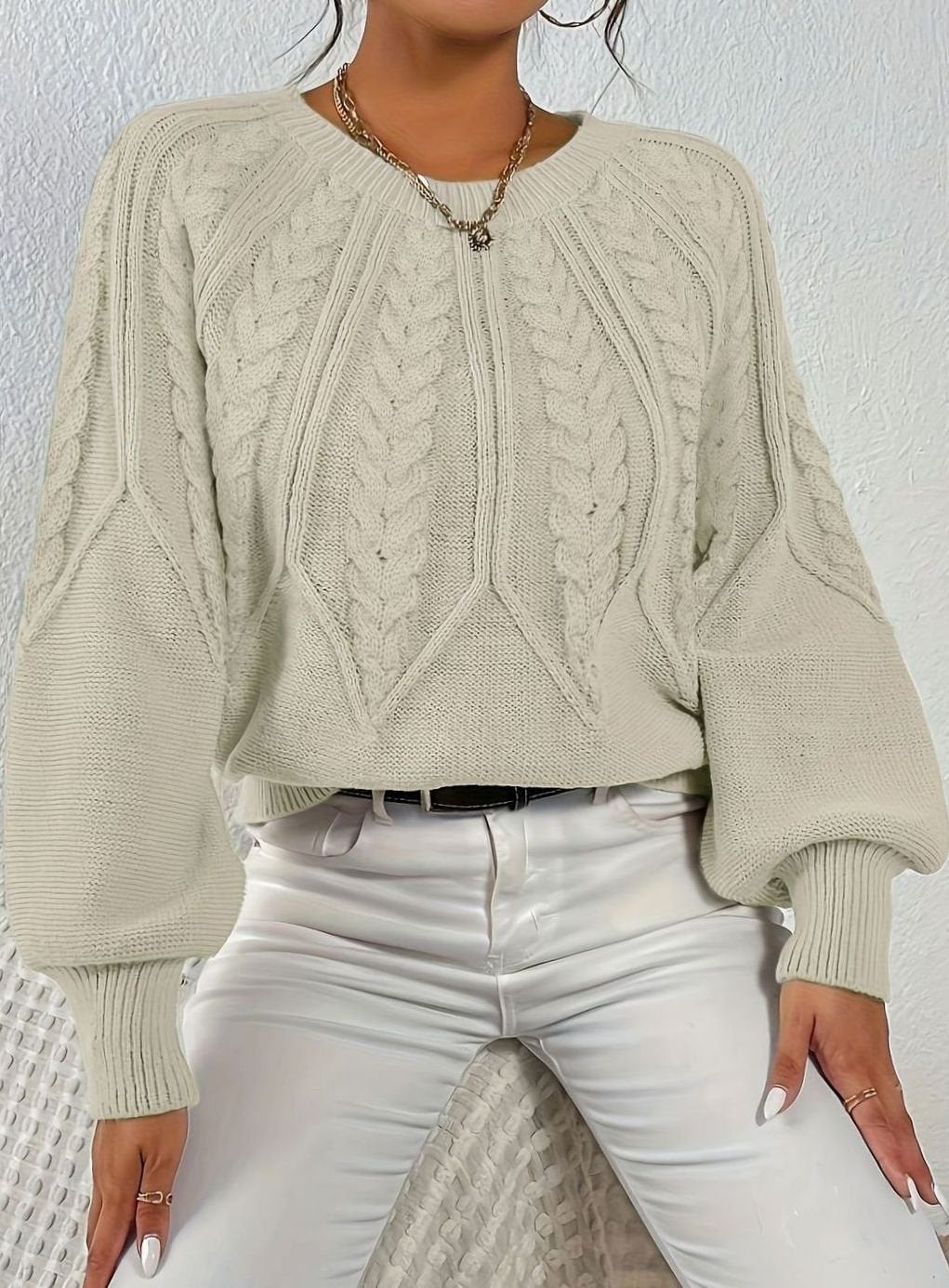 Women's Relaxed Cable-Knit Lantern-Sleeve Sweater