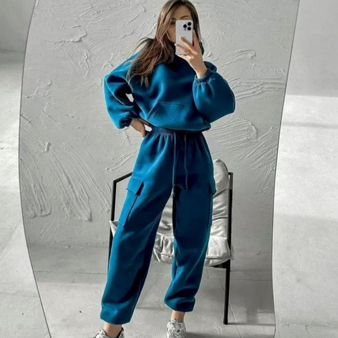 Women's Relaxed Cargo Pocket Hoodie Jogger Set Two-Piece Tracksuit