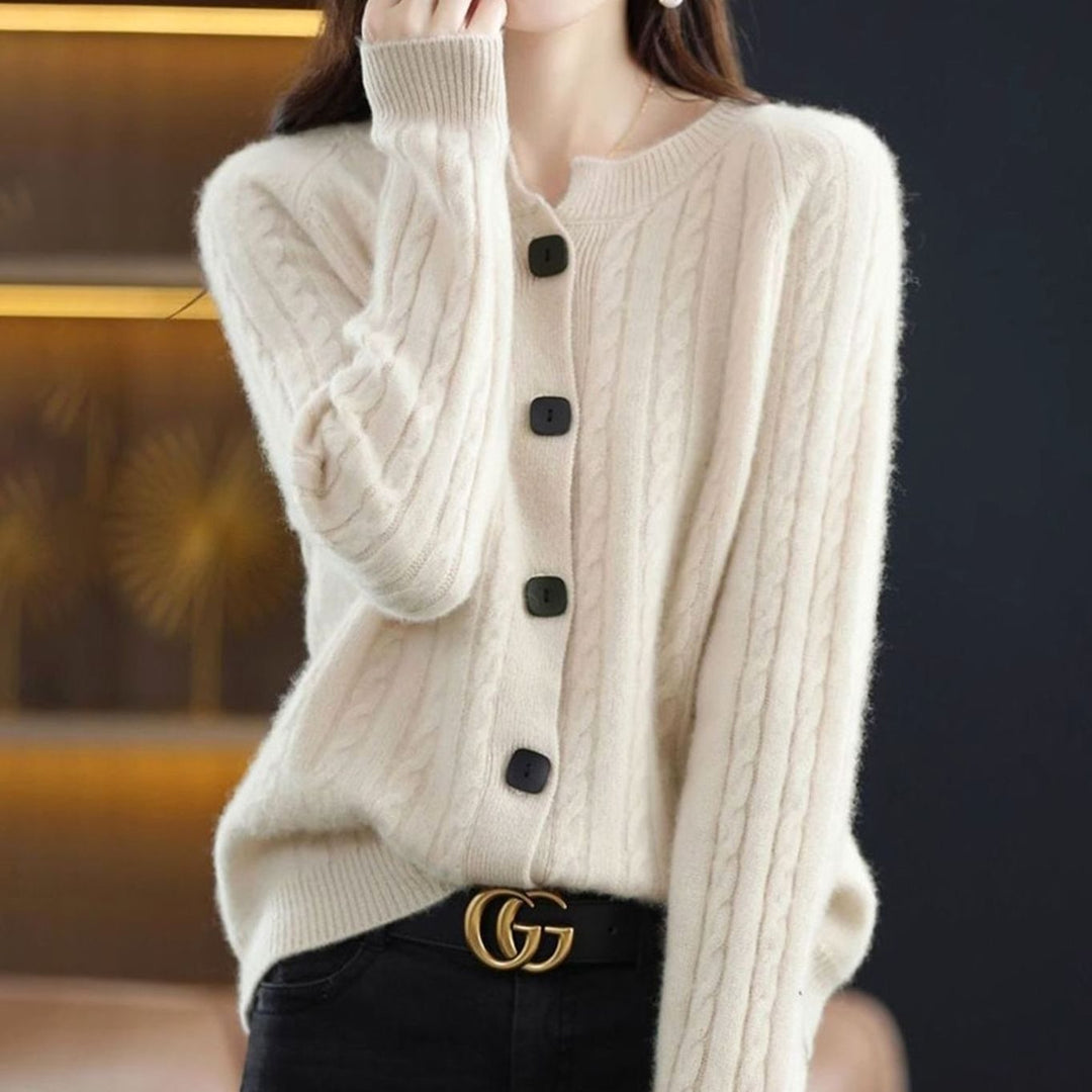 Women's Relaxed-Fit Cable-Knit Button-Up Winter Cardigan - Apricot