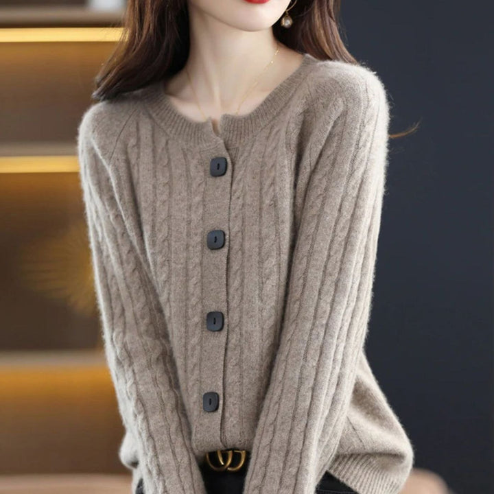 Women's Relaxed-Fit Cable-Knit Button-Up Winter Cardigan - Grey